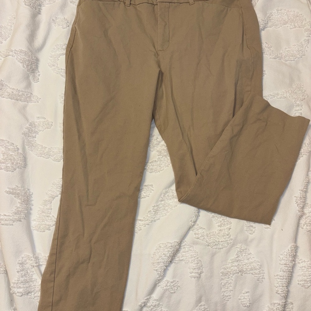 Old Navy Women's Tan Chino Pants